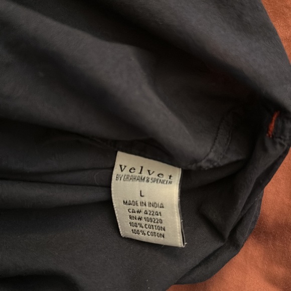 Velvet by Grandma Spencer Navy light weight short sleeve button down shirt - Picture 4 of 4